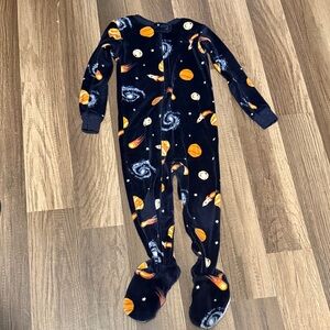 Carters boys footed pj size 2T
